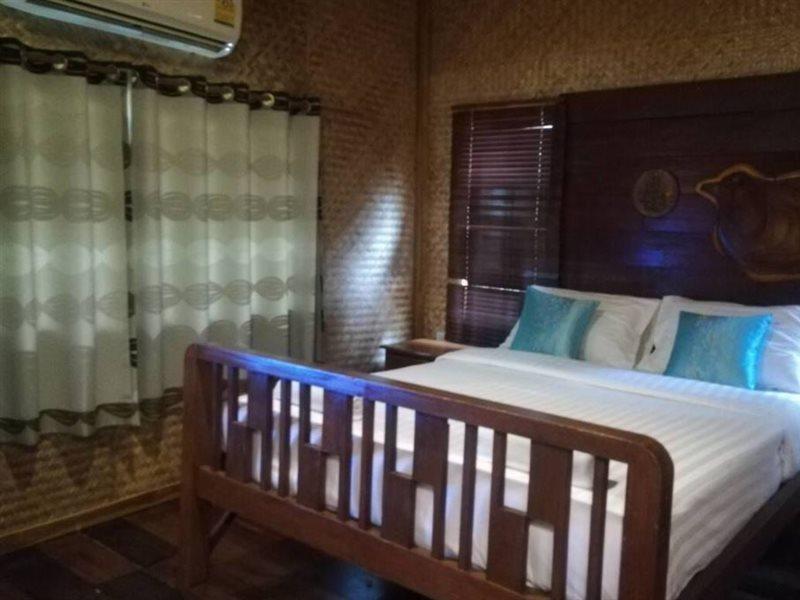 Tayan Resort And Spa Kanchanaburi City Exteriör bild