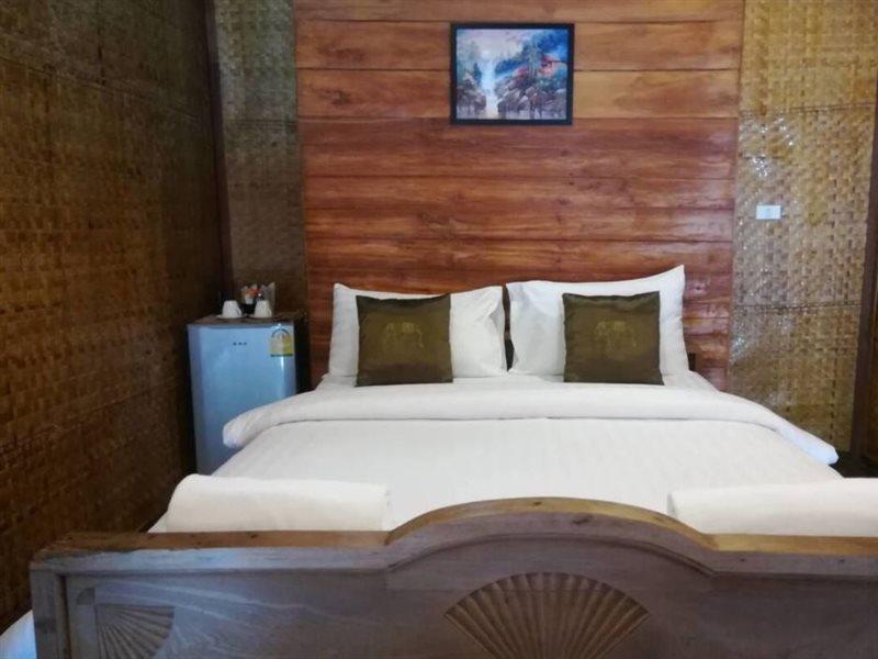Tayan Resort And Spa Kanchanaburi City Exteriör bild